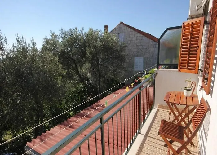 Ro - Ela - One Bedroom With Balcony And Sea View - A1 Apartman *