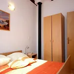 Lägenhet Ro - Ela - One Bedroom With Balcony And Sea View - A1 Brsečine